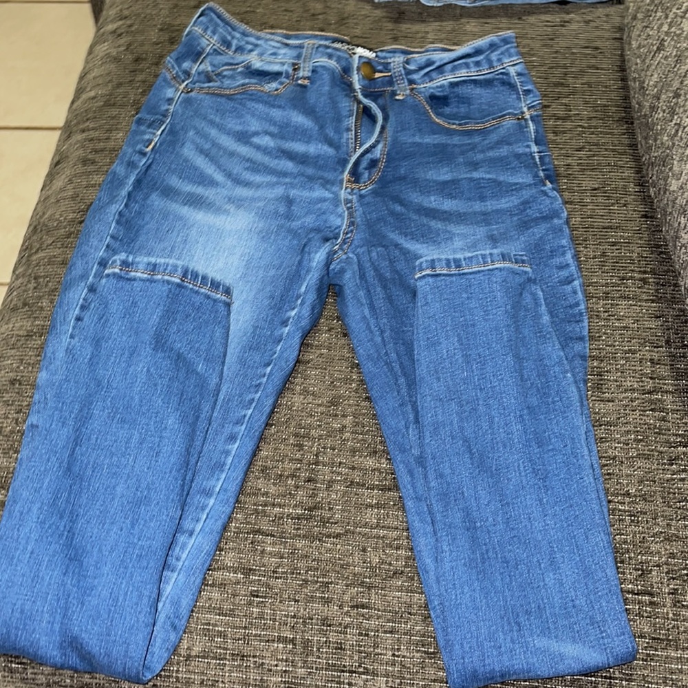 Jeans - Picture 3 of 4